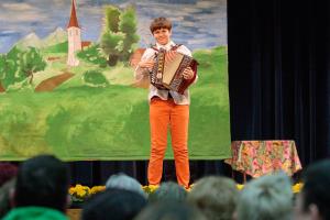 Proslava v počastitev materinskemu dnevu 6